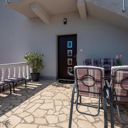 Apartman Tribunj Tribalj Dış mekan fotoğraf