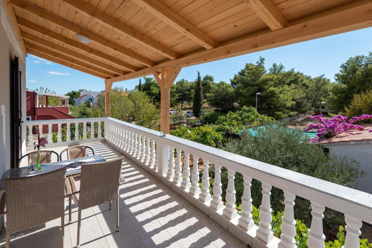 Apartman Tribunj Tribalj Dış mekan fotoğraf