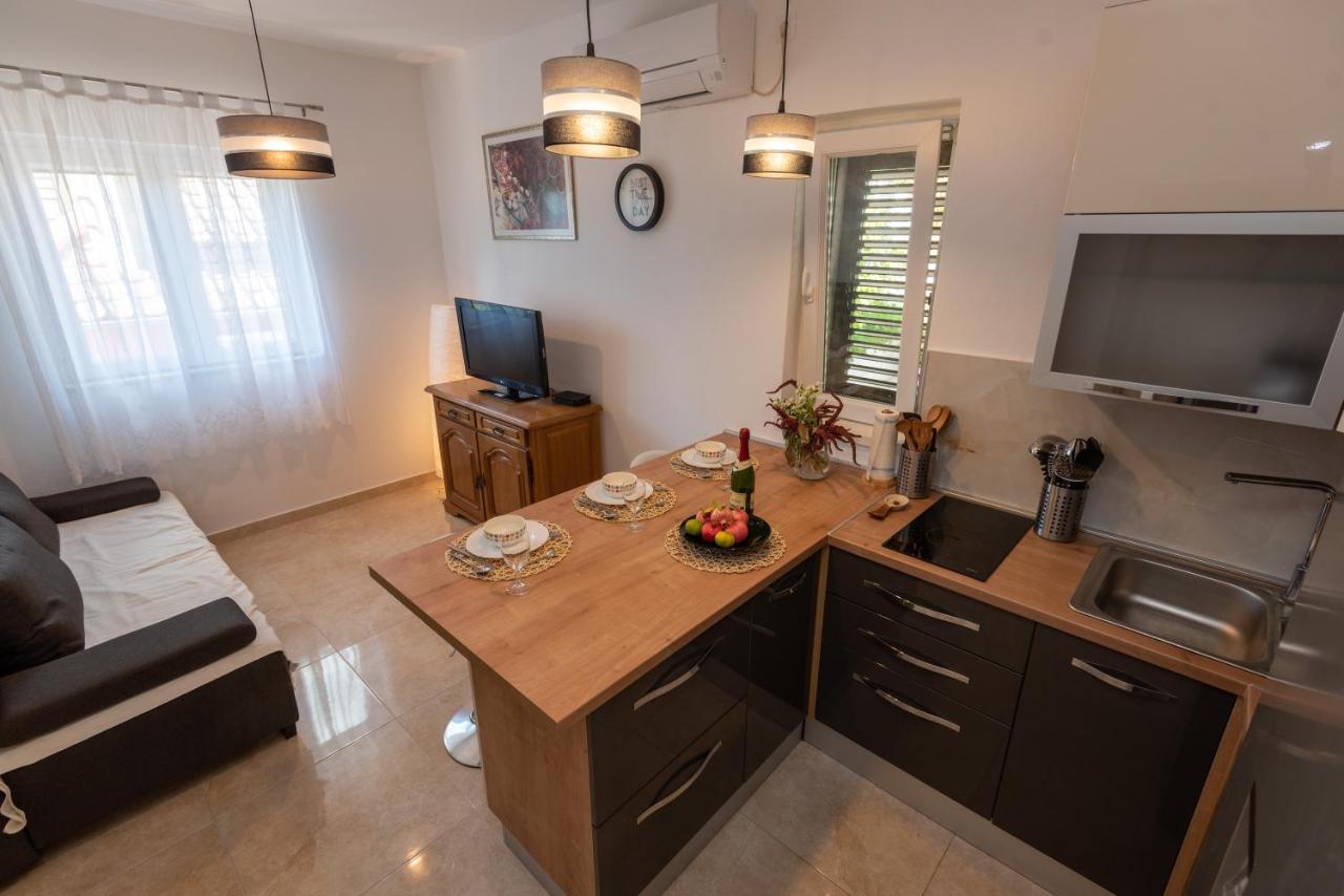 Apartman Tribunj Tribalj Dış mekan fotoğraf