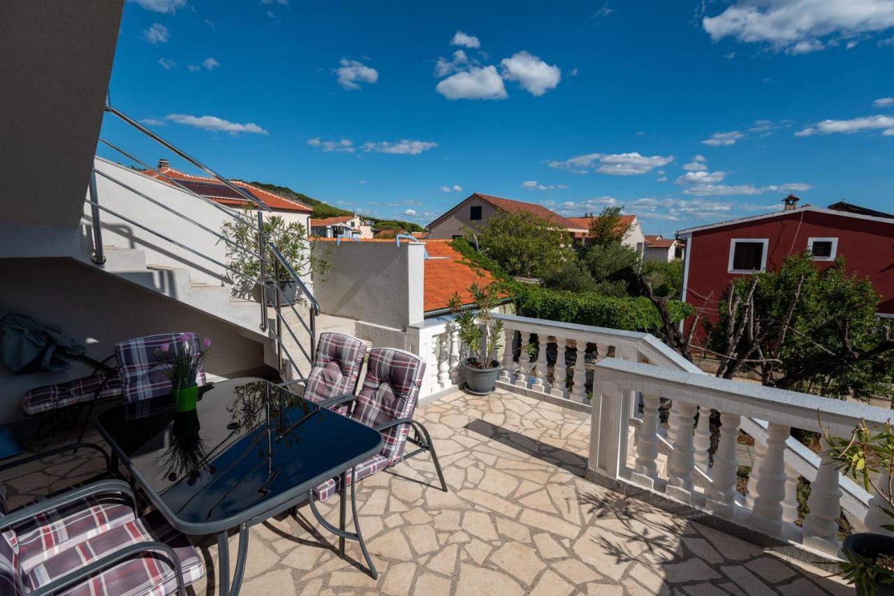 Apartman Tribunj Tribalj Dış mekan fotoğraf