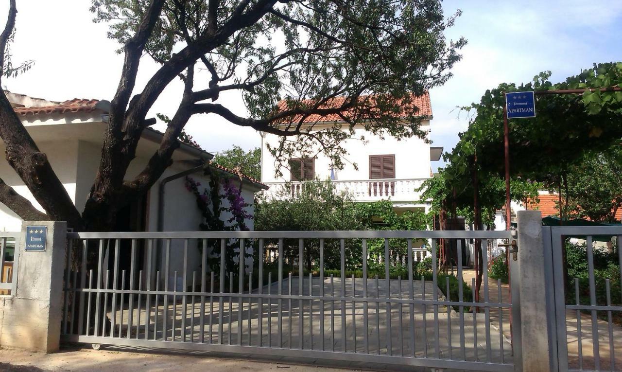 Apartman Tribunj Tribalj Dış mekan fotoğraf